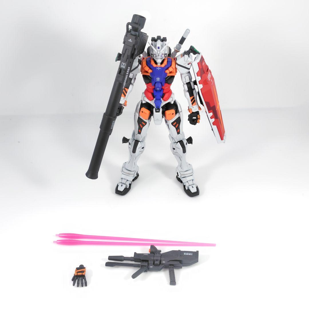 HG1/144 白いガンダム　塗装完成品 ガンダムジークアクス