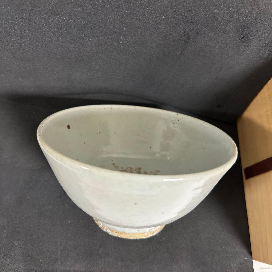 李朝、高麗白磁椀、ふく紗、無傷。桐箱。