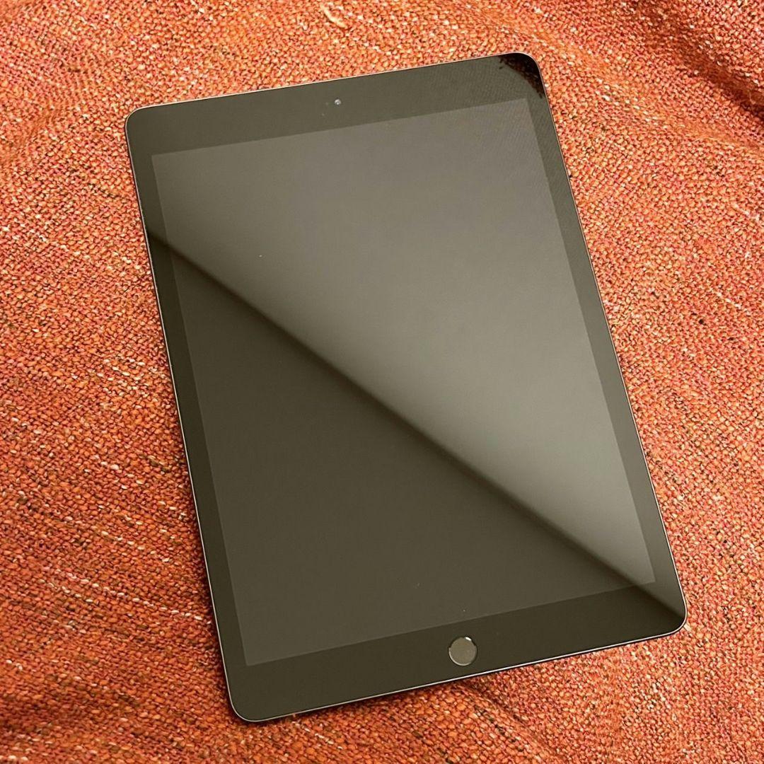 第8世代 128GB iPad8 本体 アイパッド Amazon.co.jp: 【整備済み品】 Apple iPad (第8世代) Wi-Fi 128GB