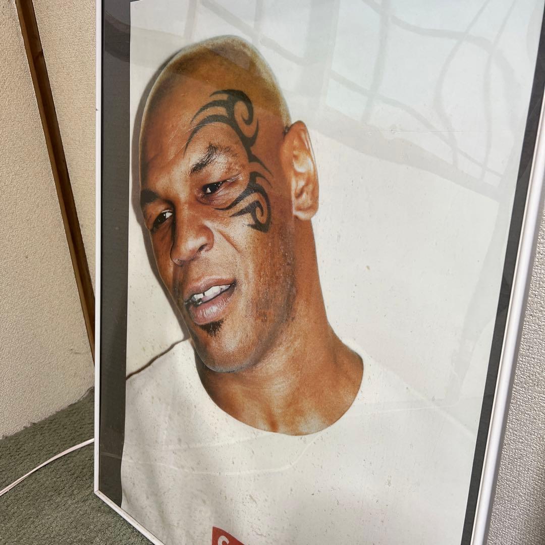 Supreme supreme タイソン ポスター マイクタイソンのポスター9割9分9