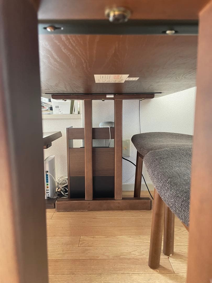 木製ダイニングテーブル　*ベンチ、椅子2脚は別売。