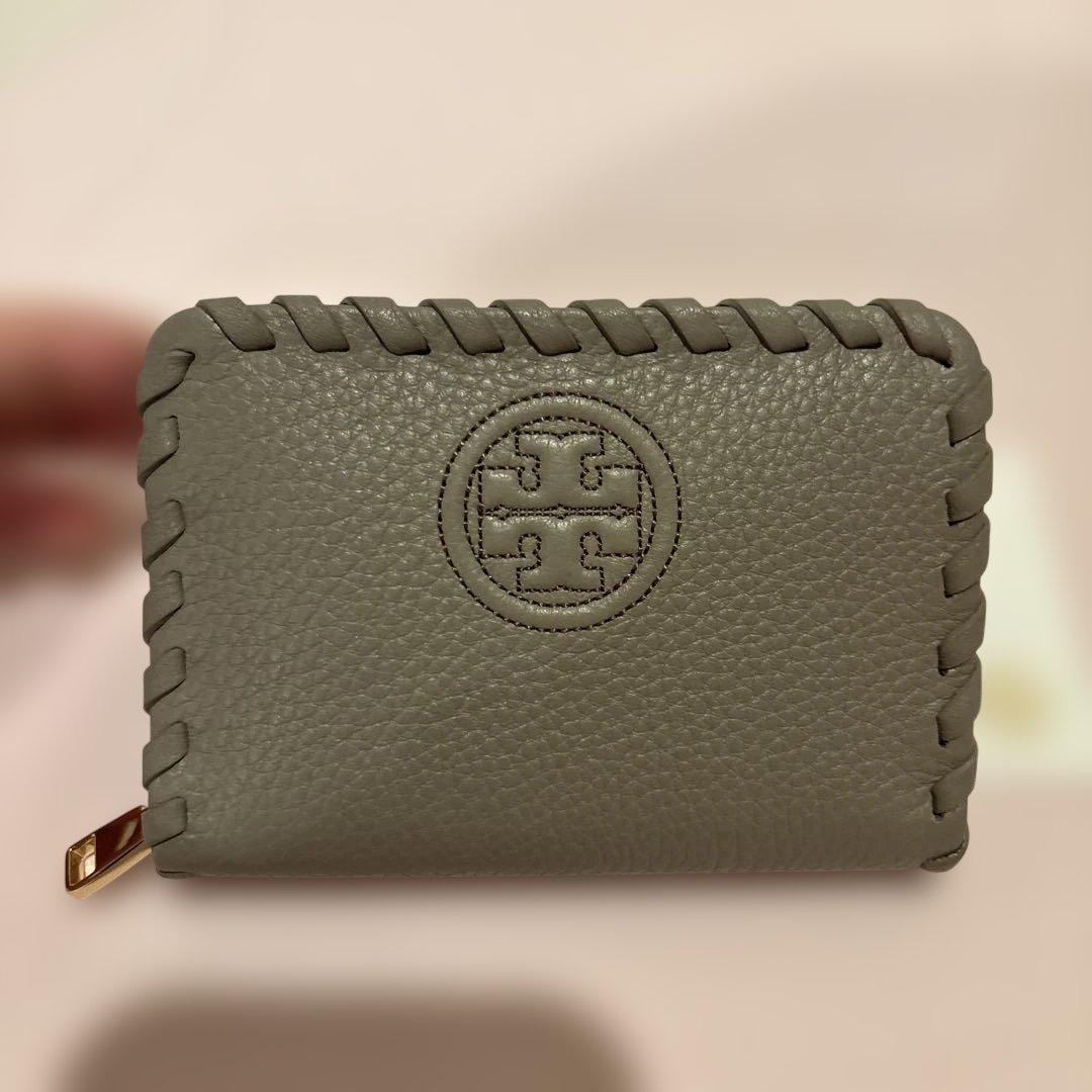 新品　Tory Burch フレンチグレー レザー　ケース