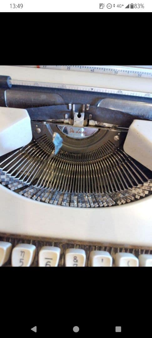 70年代ヴィンテージ！ OLYMPIA社製タイプライター 希少品