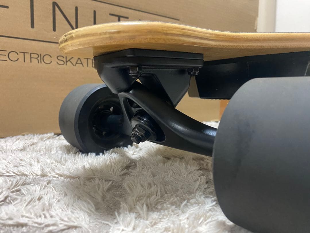 EFINITY 電動スケートボード
