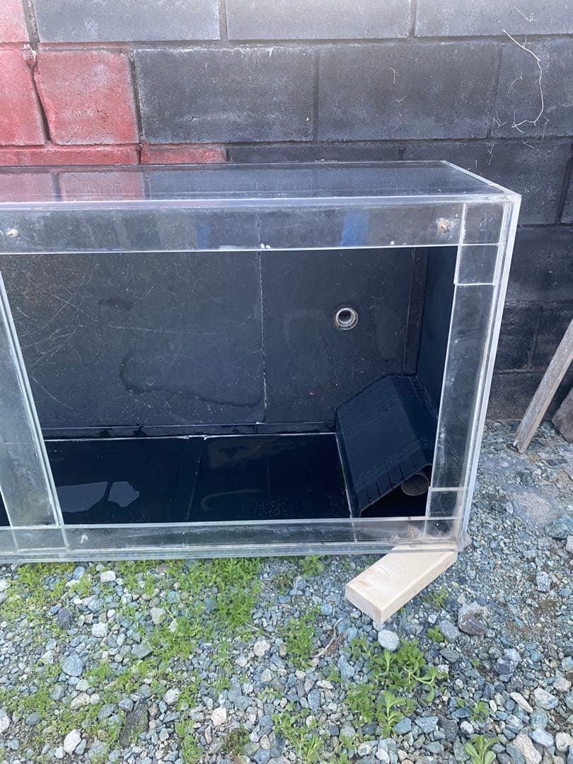 アクリル水槽2400 700 450