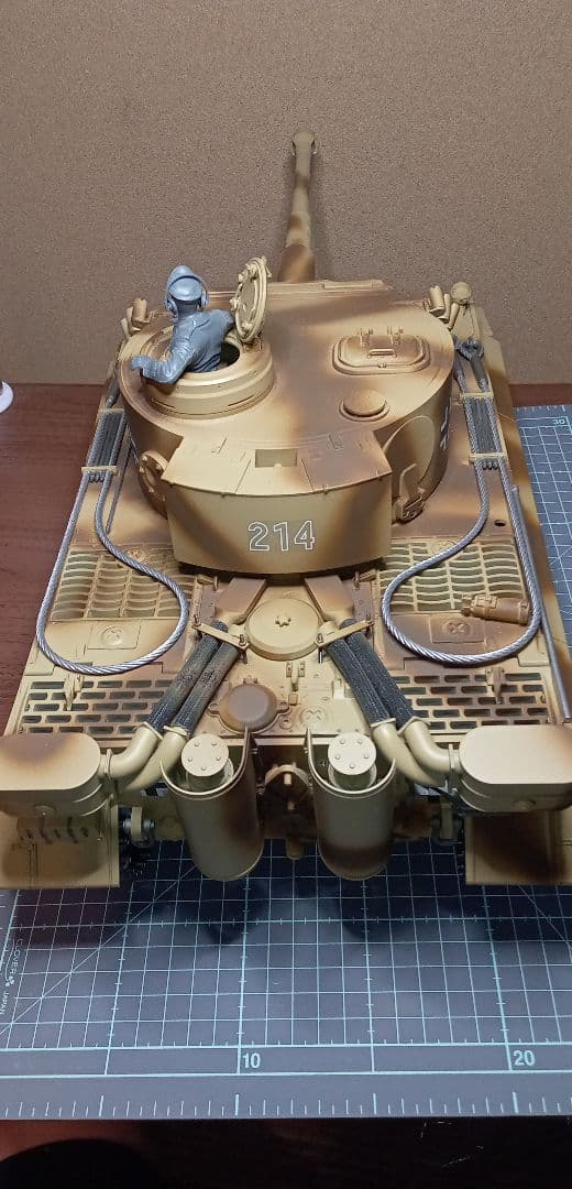 タミヤ1/16RCタンクTIGER−Ｉフルオペレーションセット完成品