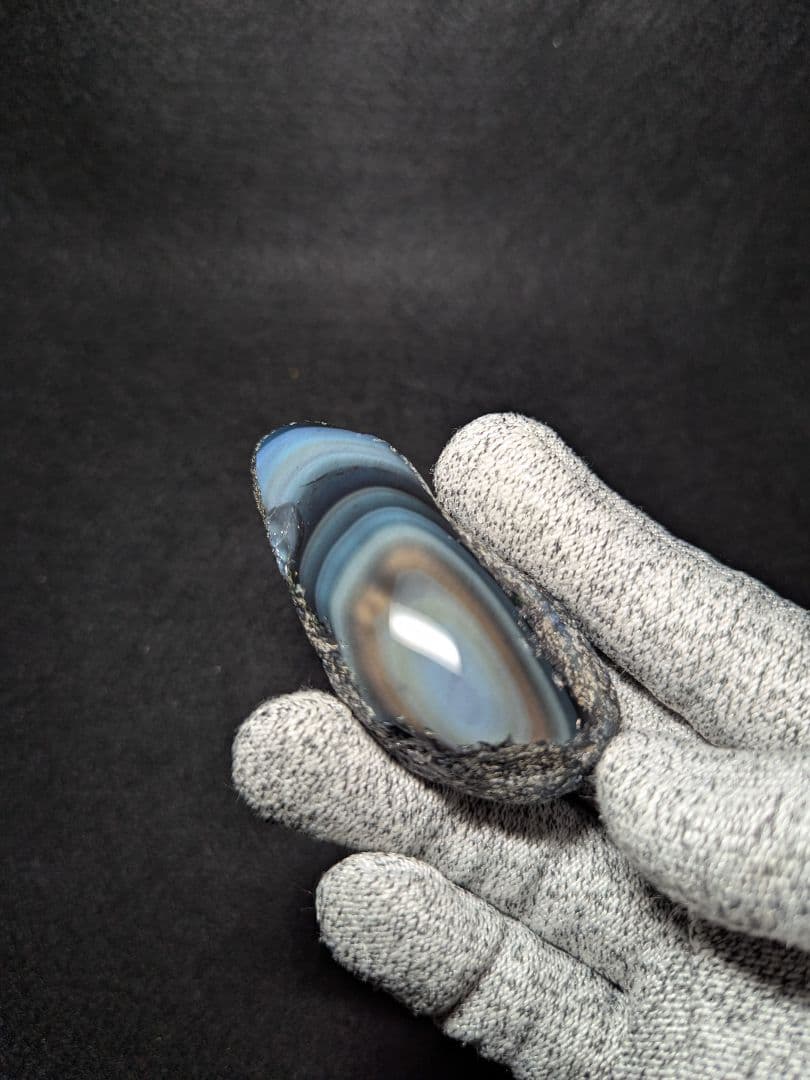 研磨品】十勝石玲瓏 北海道産レインボーオブシディアン 十勝石 玲瓏石