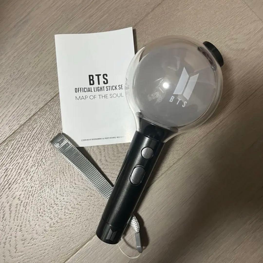 BTSペンライト アミボム トレカ付き - メルカリ