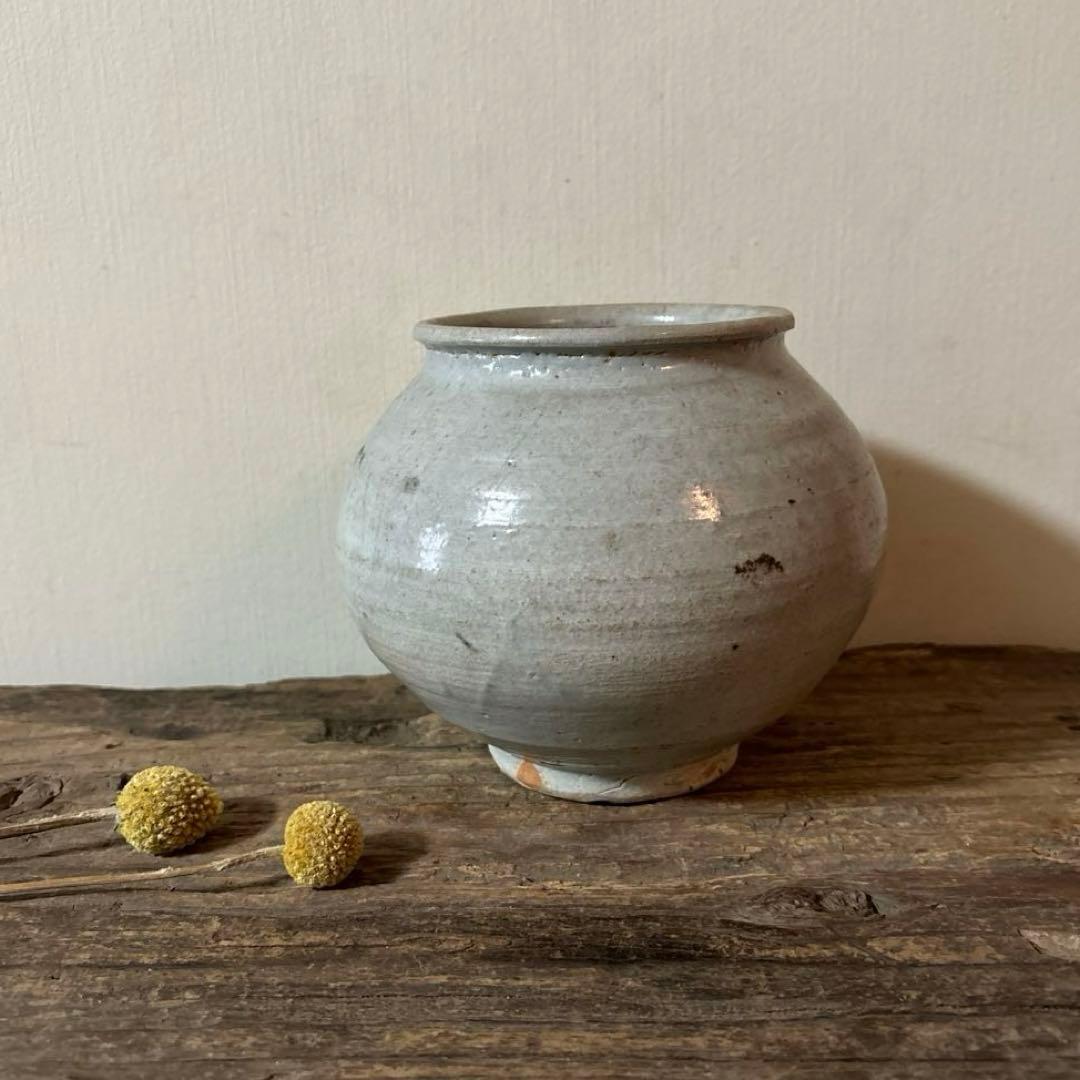 李朝壷　白磁　堅手　丸壷　塩笥壺　骨董　韓国オンギ　骨董品.アンティーク.古民芸