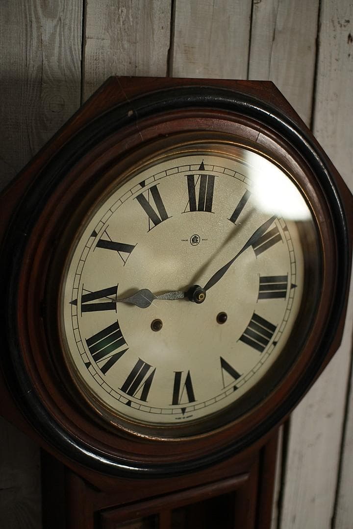 愛知時計製　古い掛時計　八角時計　高さ　82.5㎝