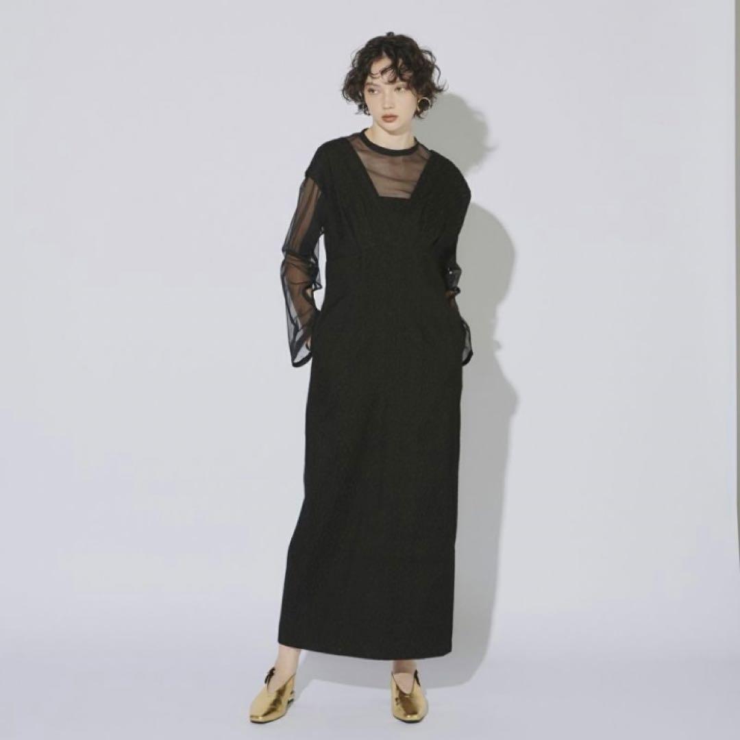 ANDRESD ／ アンドレスド　V line jacquard dress