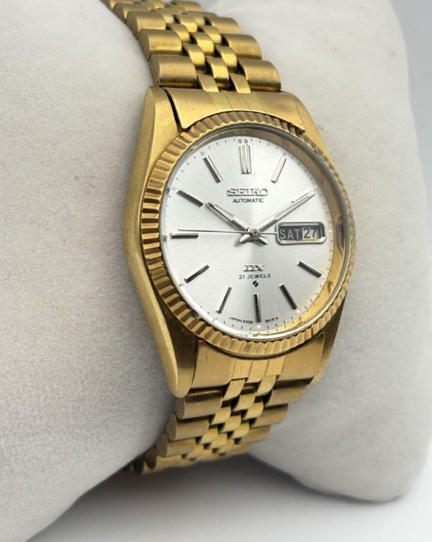 ね*様 セイコー自動巻きメンズ腕時計 6309 ホワイト文字盤 動作品フルーテッ