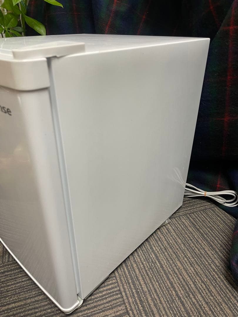 ハイセンスHR-A42JW 冷凍庫　ホワイト 小型冷蔵庫 1ドア冷蔵庫 稼働OK