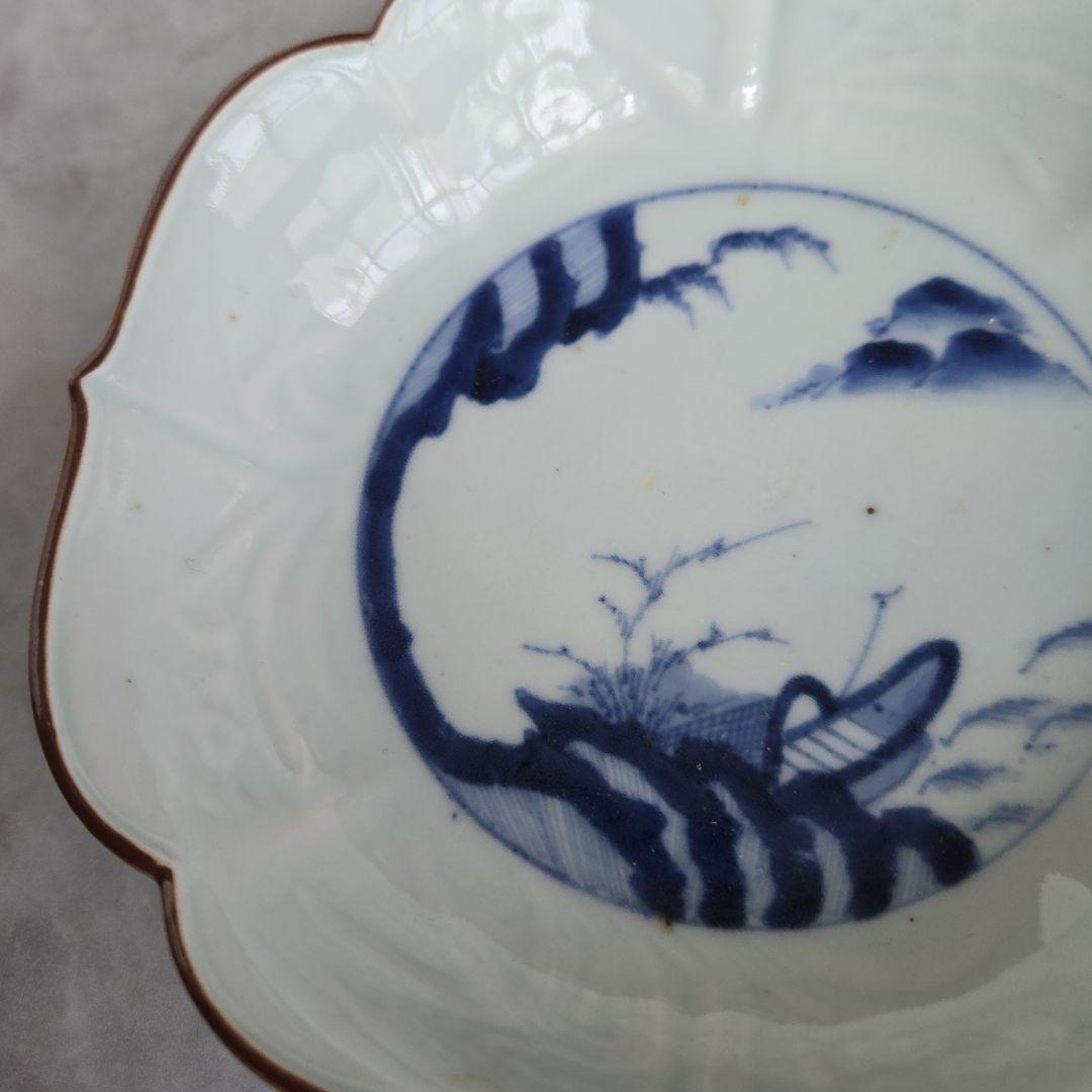 古伊万里 白磁陽刻 染付 隅入深皿 アンティーク 骨董 金継ぎ練習 金