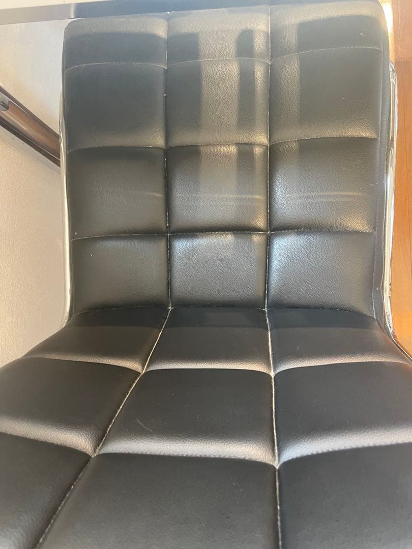 【引き取りのみ】ダイニングセット　ガラス製ホワイトダイニングテーブル