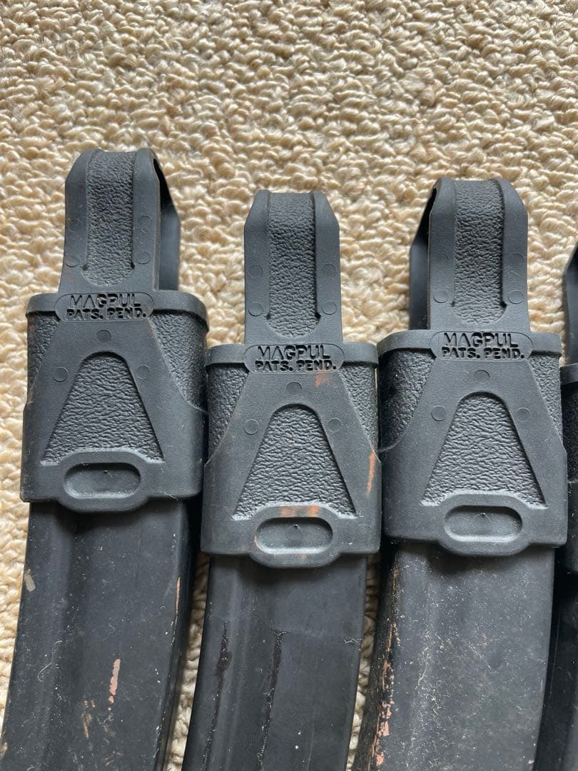 東京マルイ電動ガンMP5マガジン合計9本＋マガジンクリップ3個