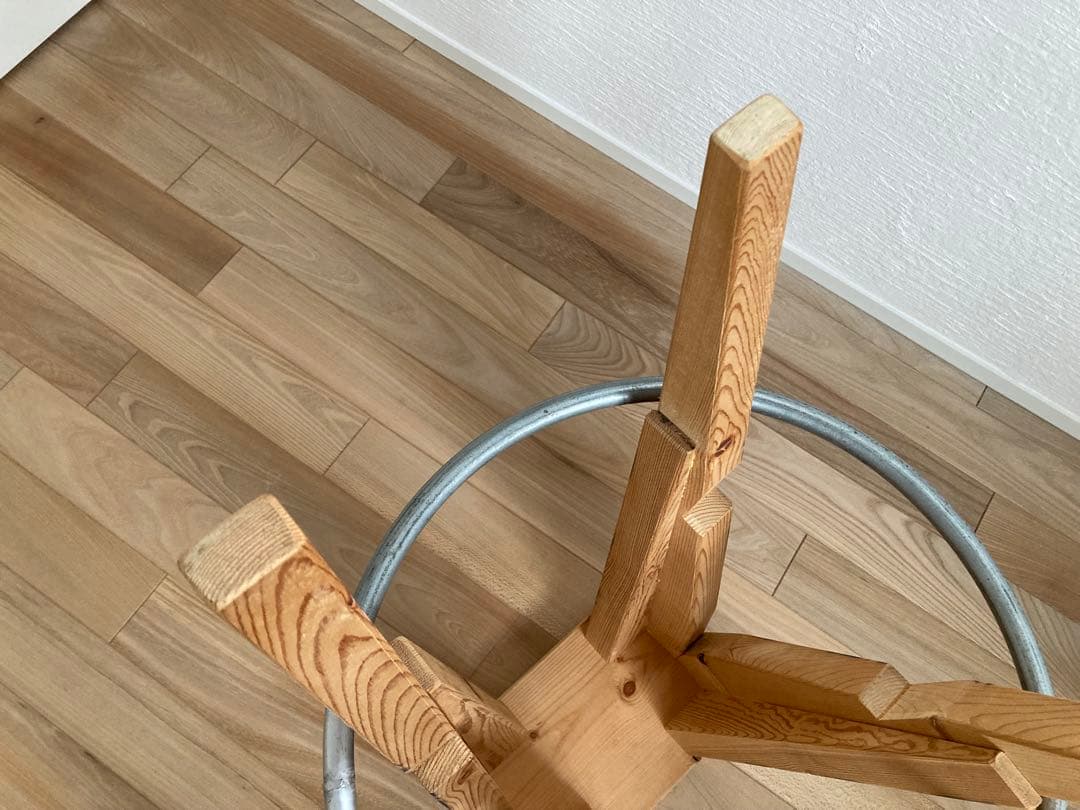 m&m custom performance furniture 角スツール大