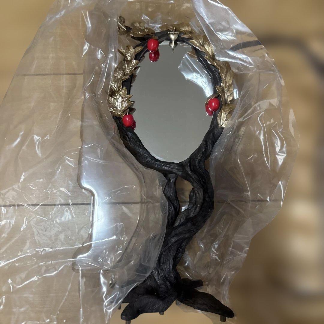 ツイステ ヴィル 1/8スケールフィギュア アニプレックス 缶バッジ