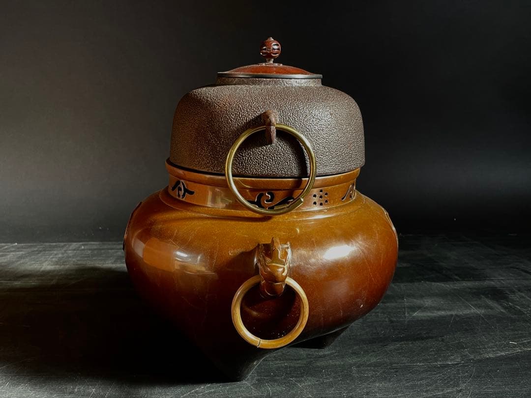 母」 唐銅鬼面風炉 梨地丸釜添 風炉釜 釜師 敬典 共箱 茶道具 (123あ