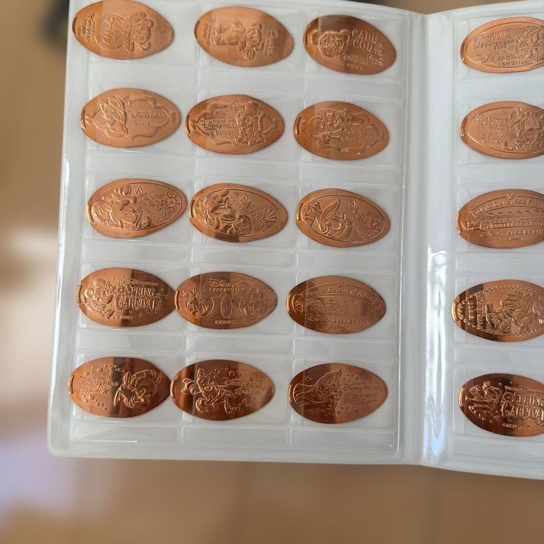 ポケモン　ディズニー　スーベニアメダルセット