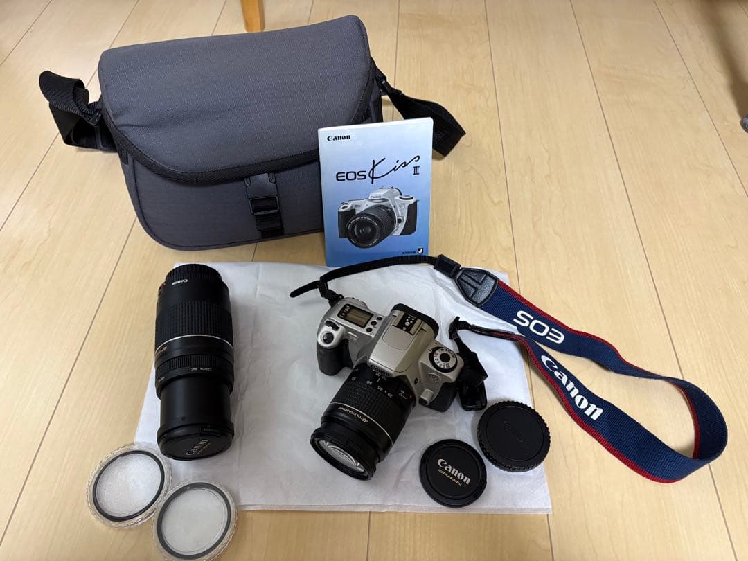 Canon EOS Kiss III 一眼レフカメラ ダブルズームキット Canon EOS