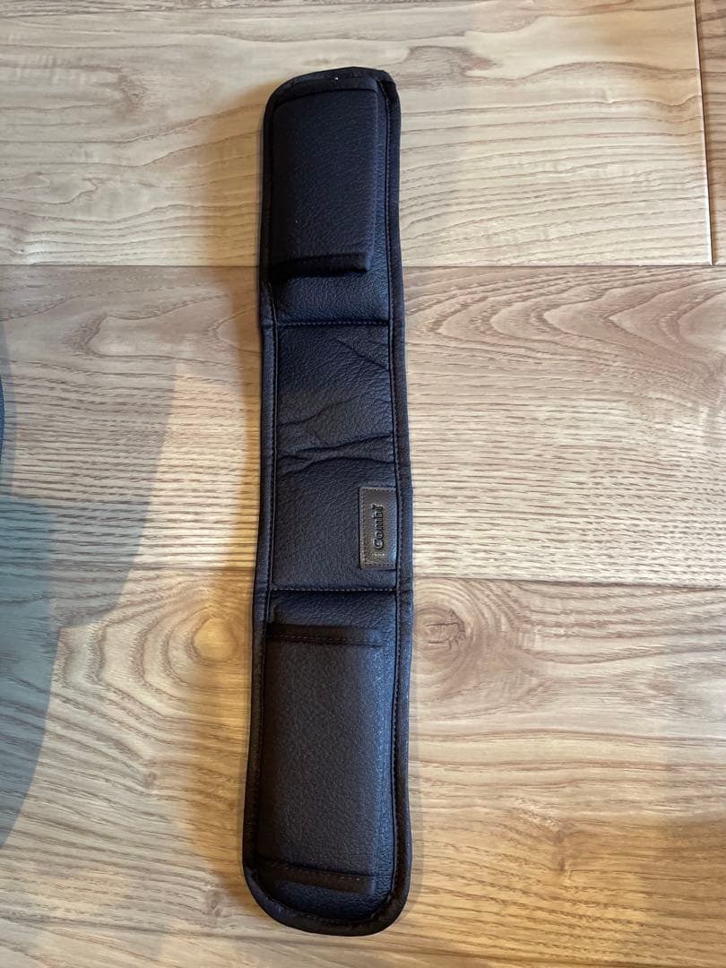 【新品未使用】コンビ ジョイトリップ アドバンス ジュニアシート　ブラウン