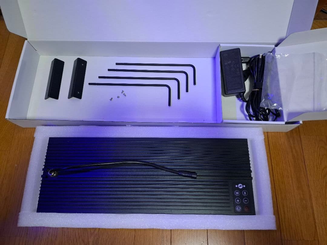 観賞魚用LED照明「NEMO LIGHT」発売 - 株式会社マーフィード NEMO