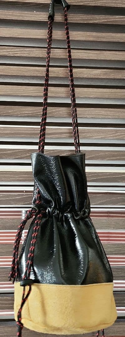 (美品)DENHAMデンハム　巾着、ショルダーバック