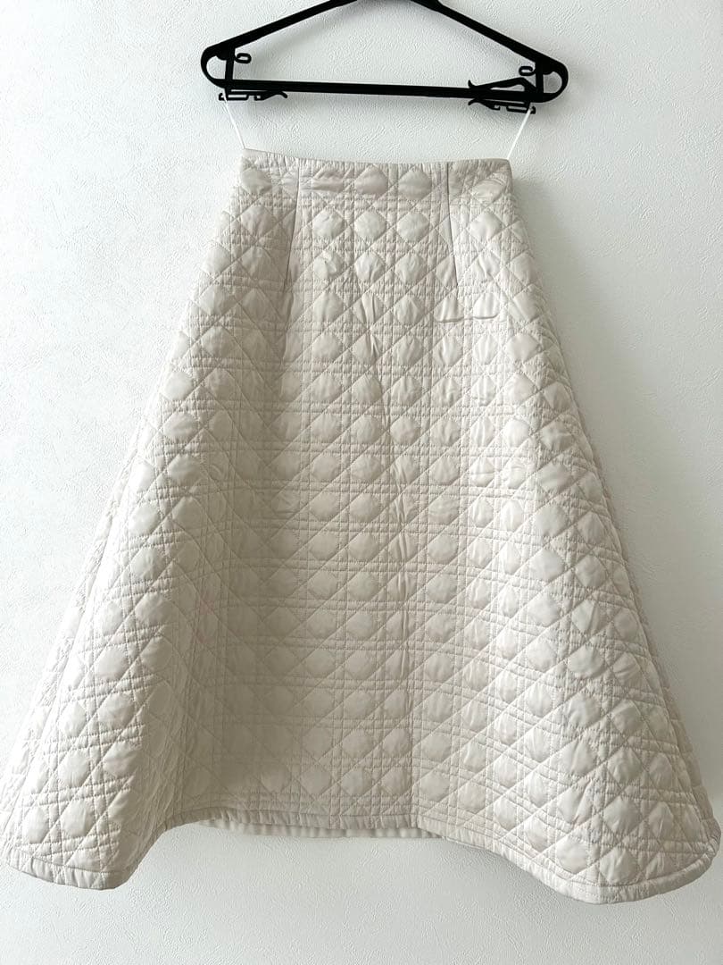 chataro エストネーション キルティングフレアスカート ホワイト