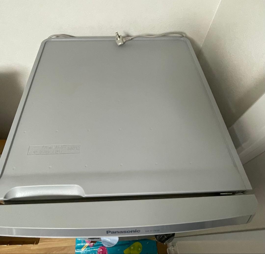 【匿名配送】Panasonic 冷蔵庫 ブラウン2017年製NRーB179W