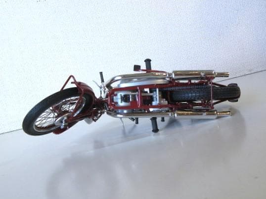 特価 MINICHAMPS (1/12) トラインフ Speed Twin