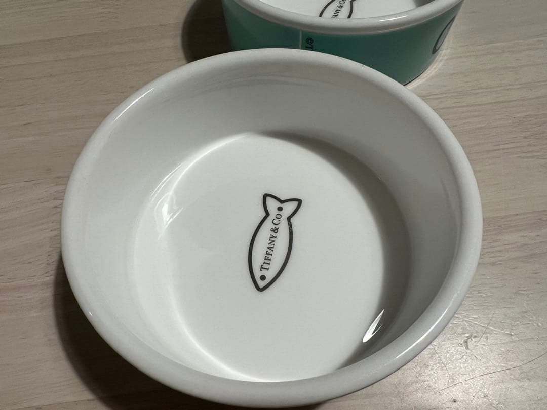 Tiffany & Co. 猫用食器 2個セット - メルカリ