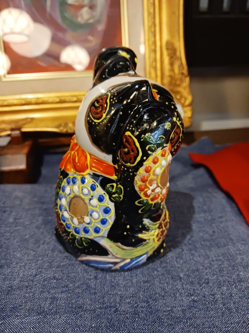 招き猫 陶器製 置物　高さ11.5cm