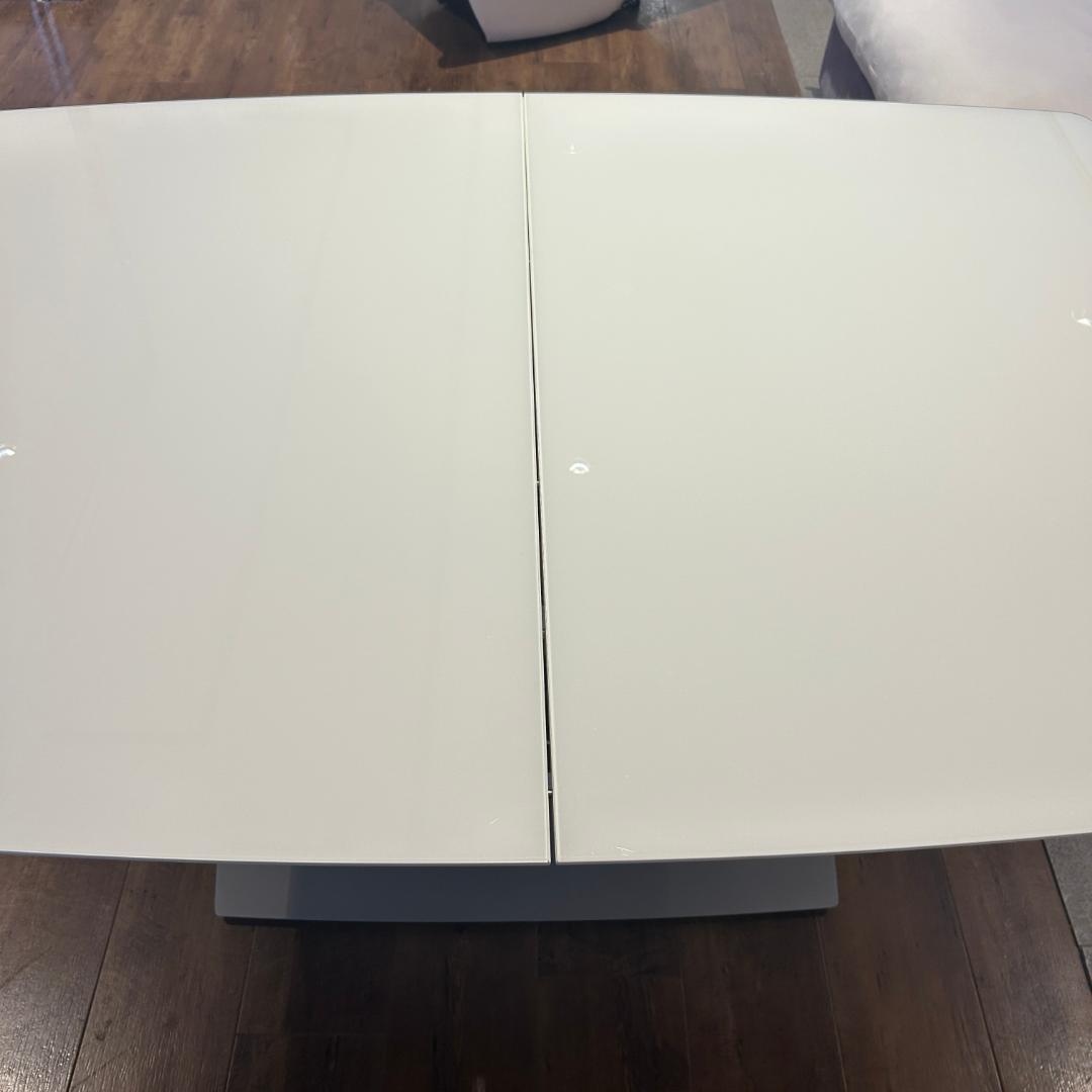 本日限り極美品♥Boconcept 　ミラノ　伸長式　ダイニングテーブル