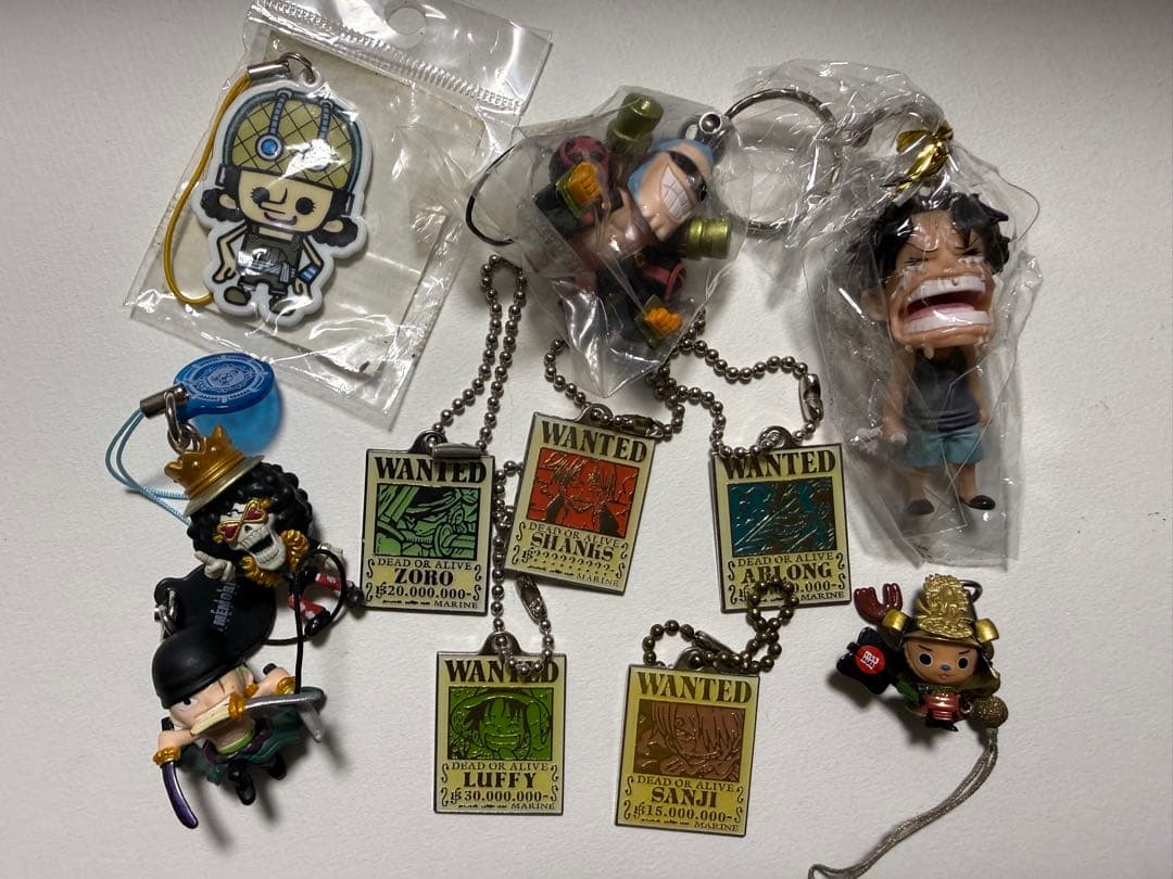 ONE PIECE ワンピース グッズ まとめ売り セット - メルカリ