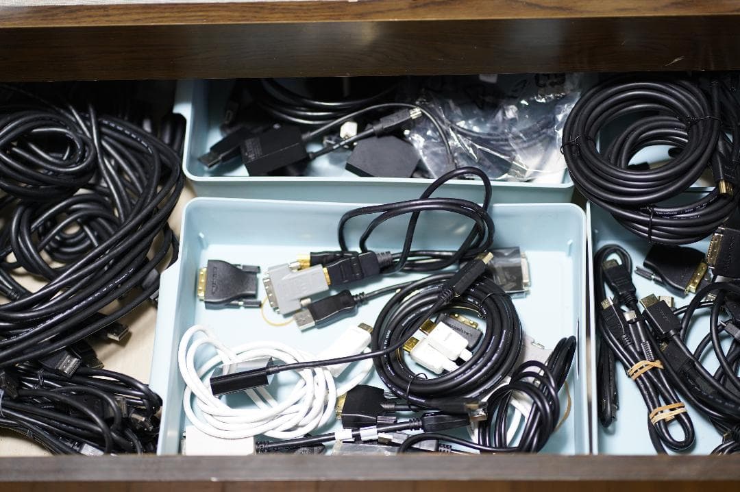 デイトレ パソコン ＋ 22型 液晶x4台 ＋ アーム