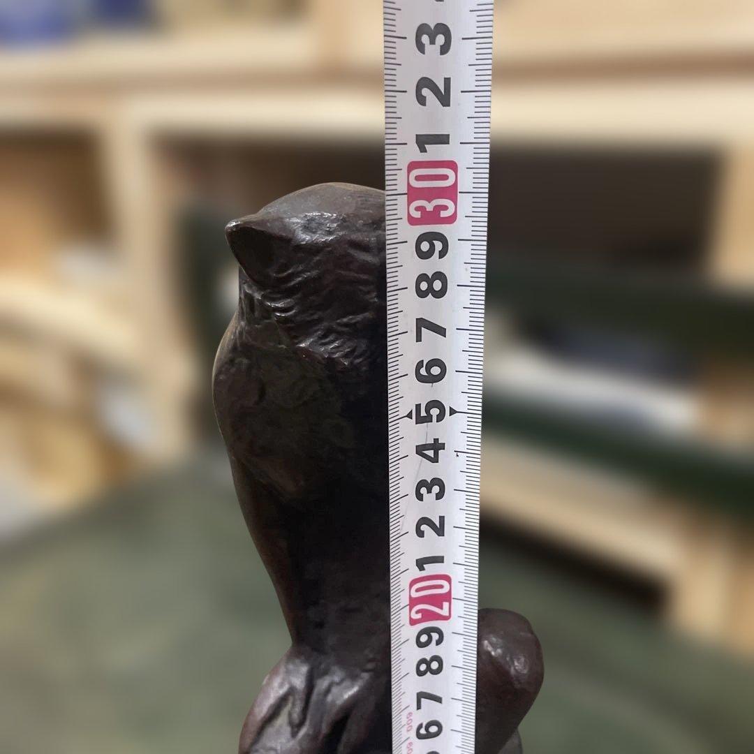 金属製猿の彫刻 約30センチ アンティーク調 重量感あります