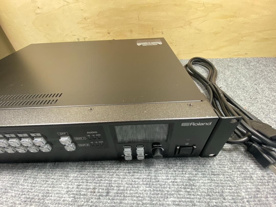 707 Roland XS-82H ビデオミキサー