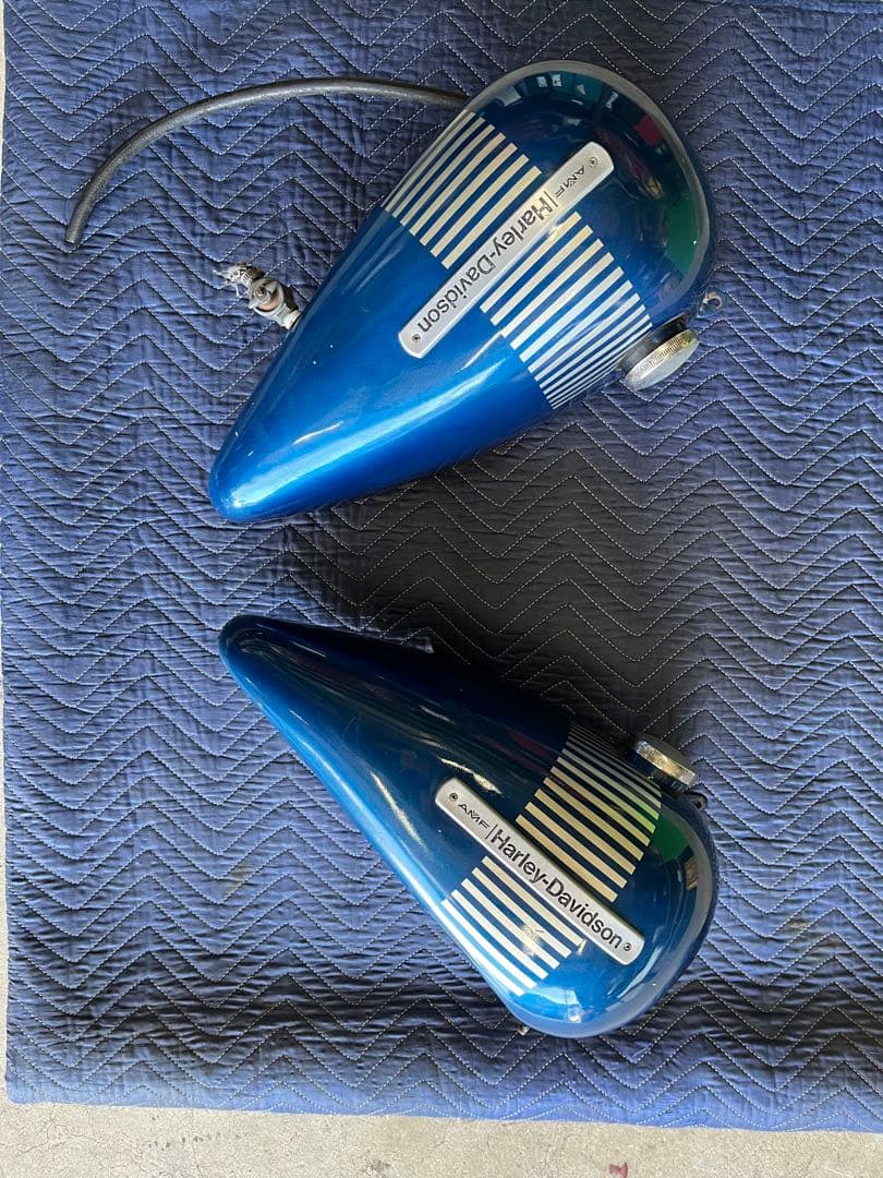 Harley-Davidson ショベル，パンヘッド当時物分割タンク - メルカリ