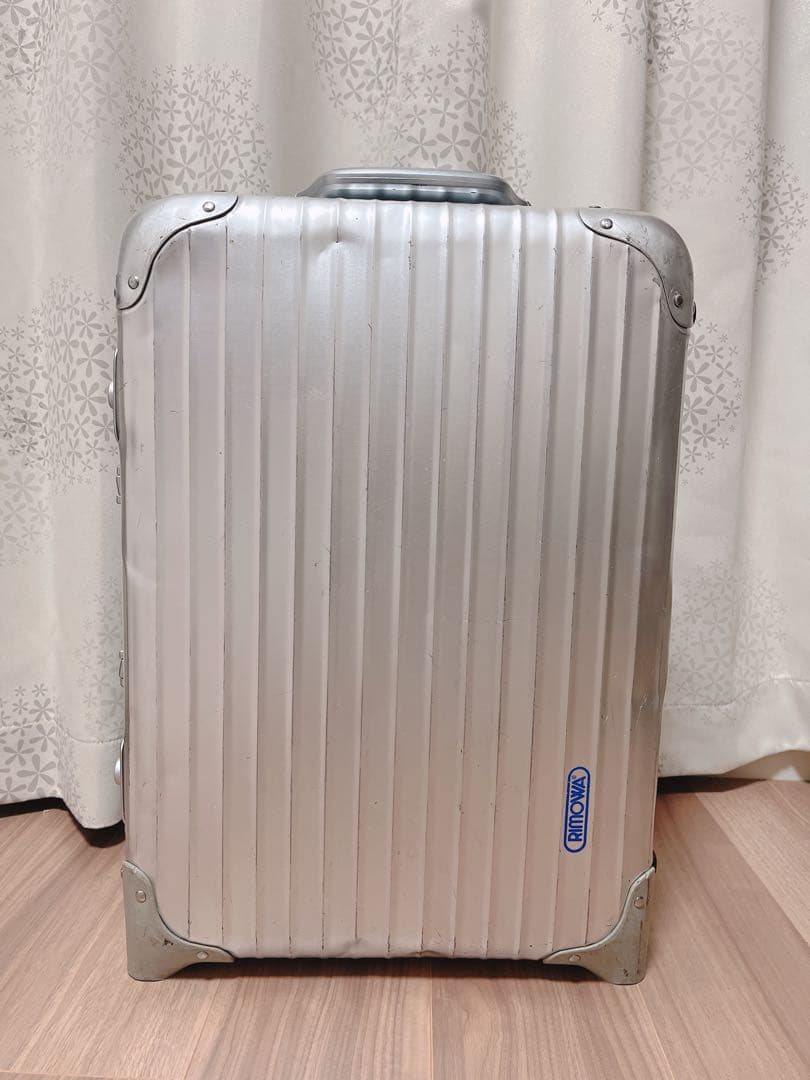 廃盤品】リモワ トパーズ 2輪 32L アルミスーツケース青ロゴ機内持込可