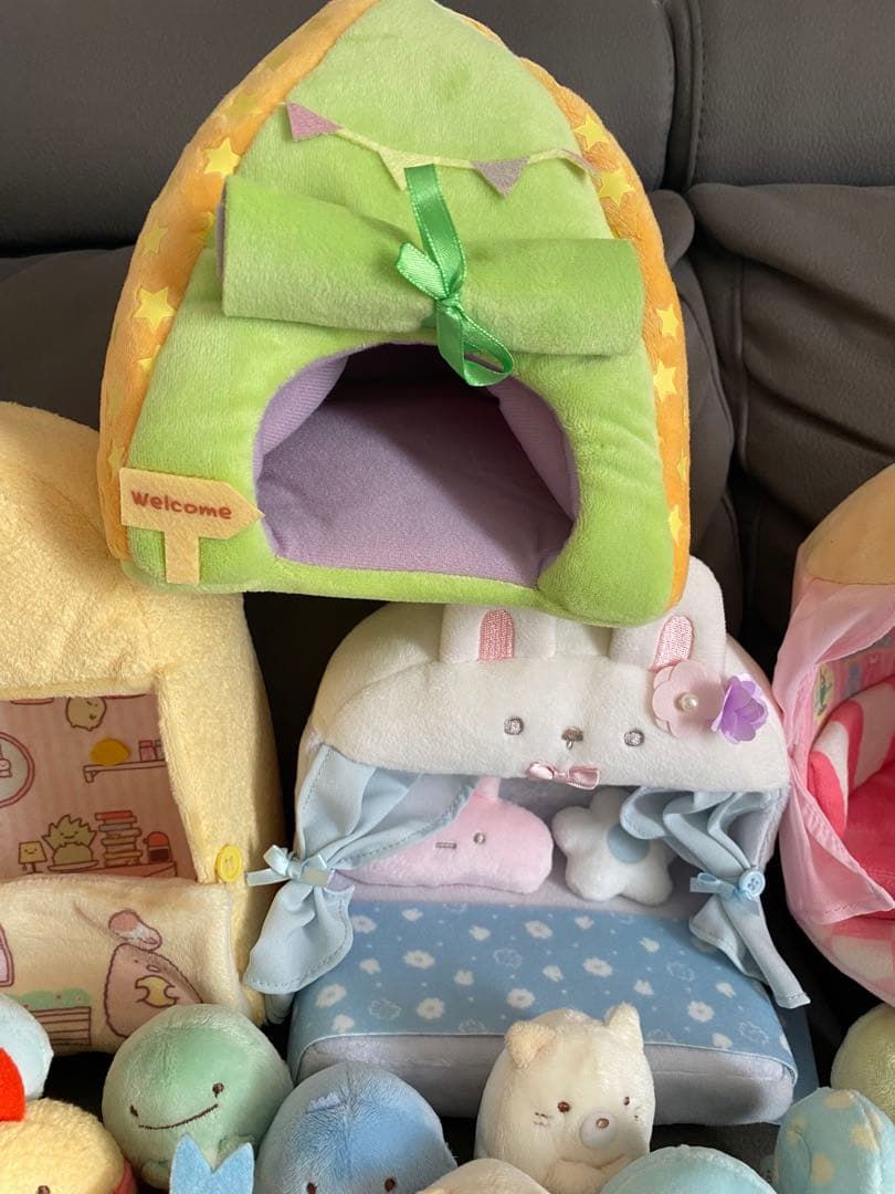 すみっこぐらし 手のりぬいぐるみ、ドールハウス まとめ売り