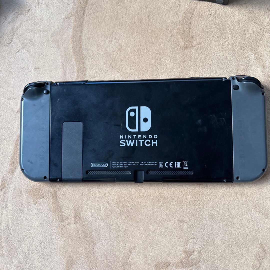 S*f様 【お得セット】Nintendo Switch 本体とコントローラーセッ