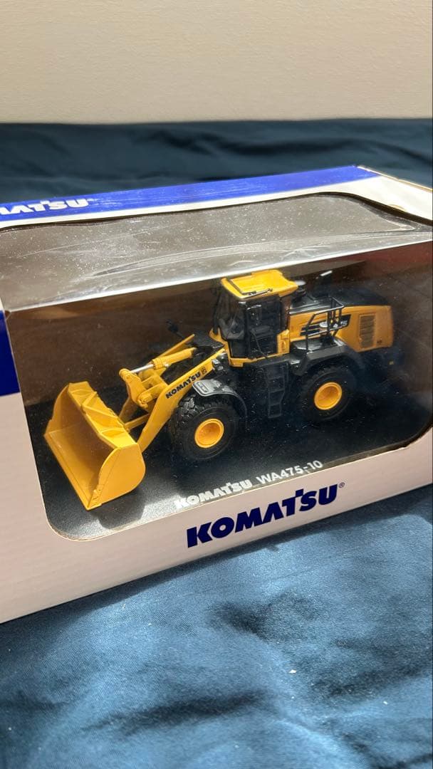 レア⭐︎訳あり大特価　コマツ WA475-10 フィギュア