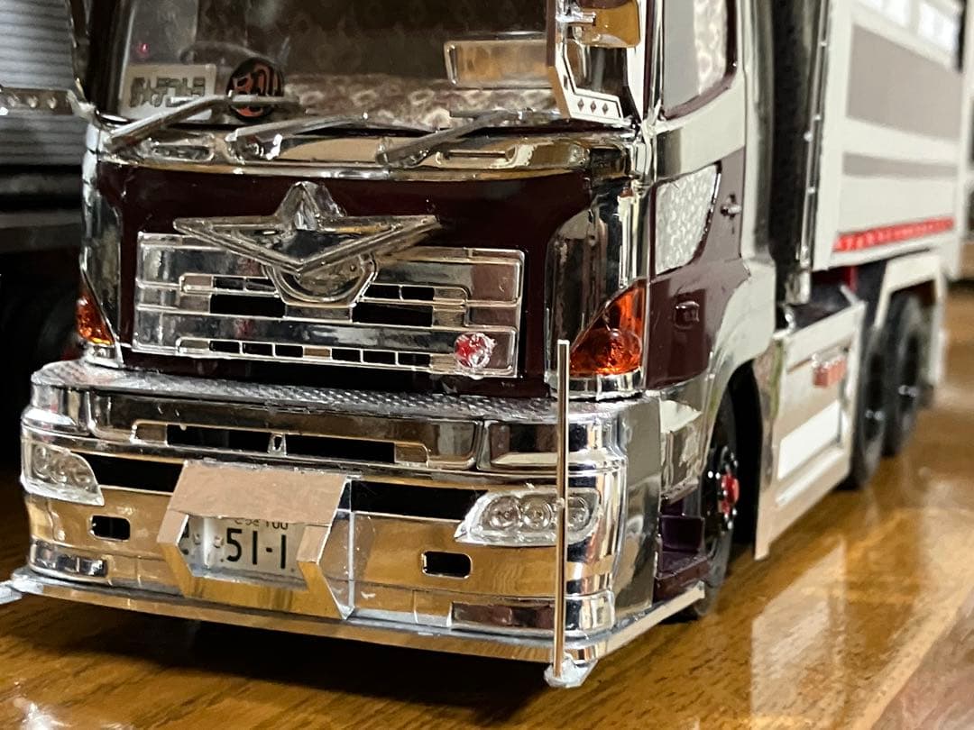 プロフィア、デカ箱ダンプ、デコトラ、完成品1／32 - メルカリ