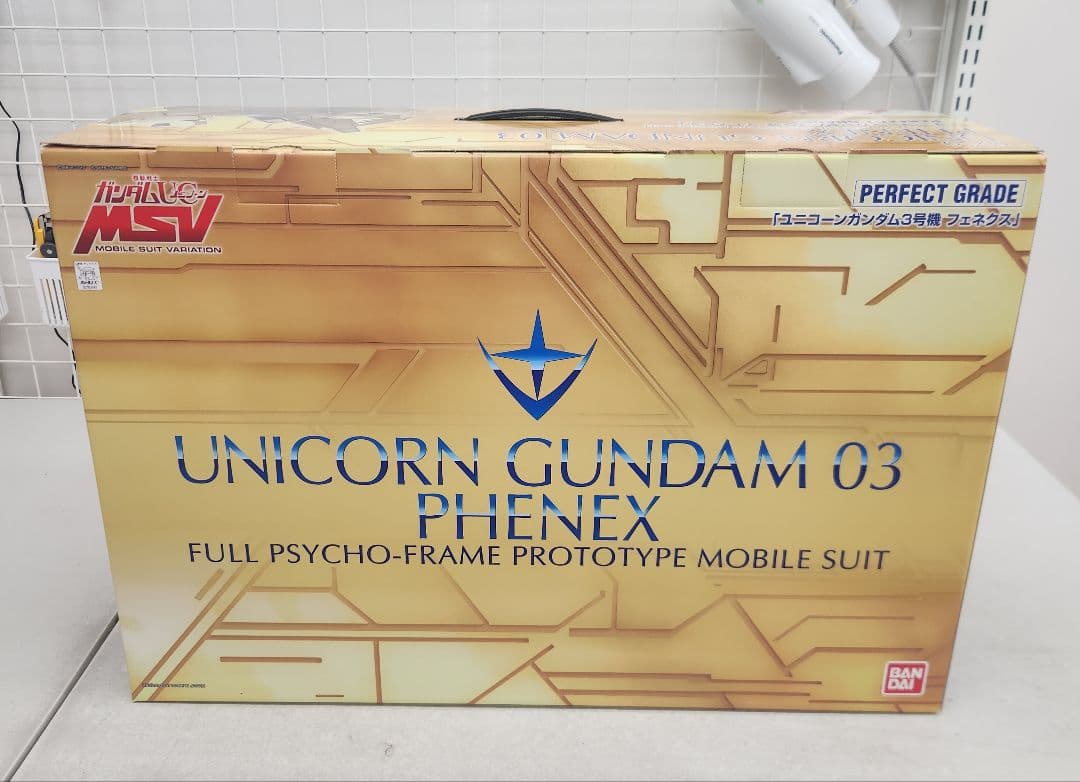 最終価格　PG 1 / 60 rx-0ユニコーンガンダム3号機 フェネクス
