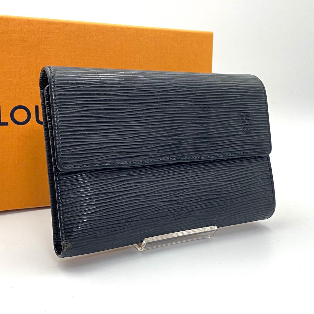 ルイヴィトン エピ ポルトトレゾール エテュイ パピエ 三つ折り財布