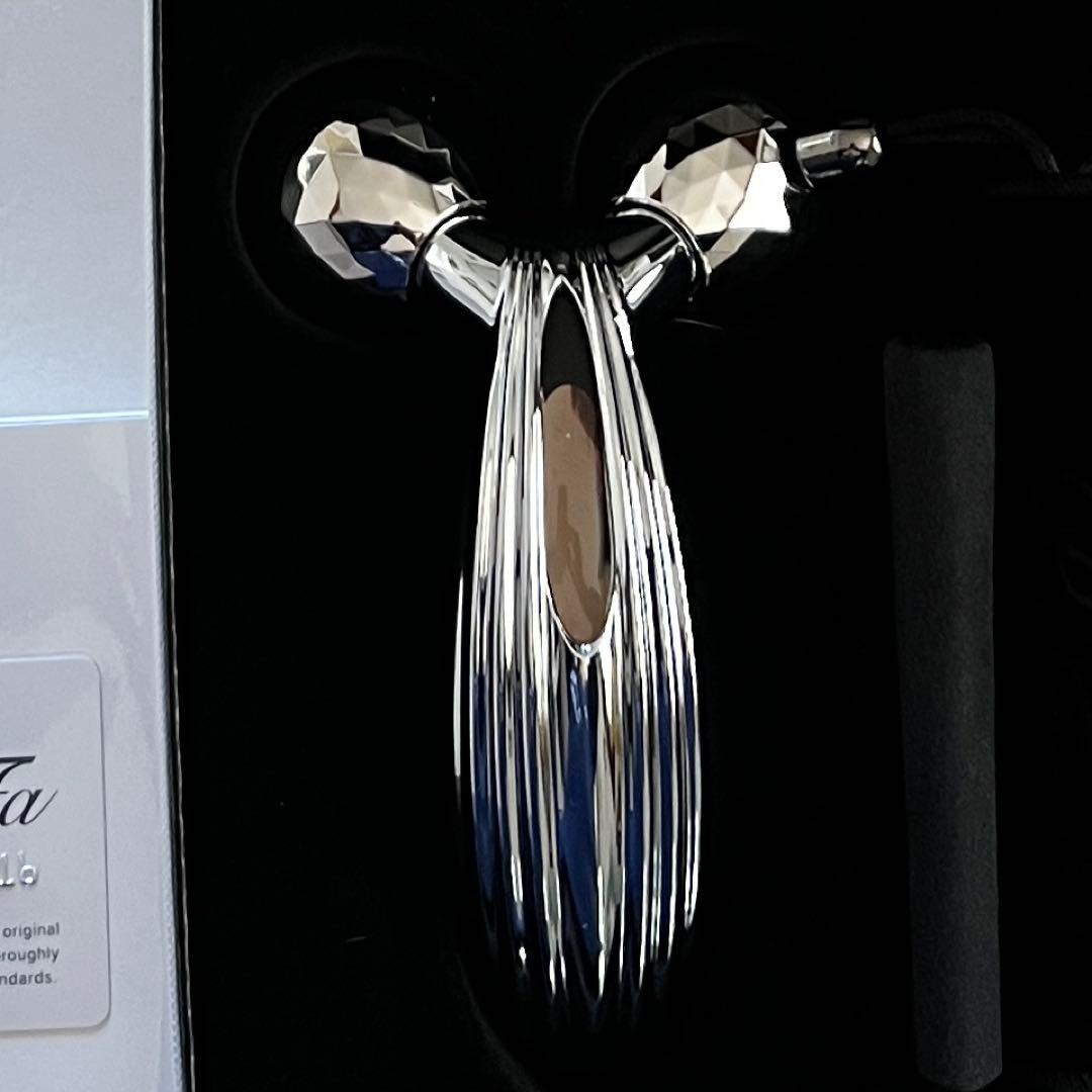 ReFa】新品・未使用 CARAT RAY(リファカラットレイ)シルバー 2025年