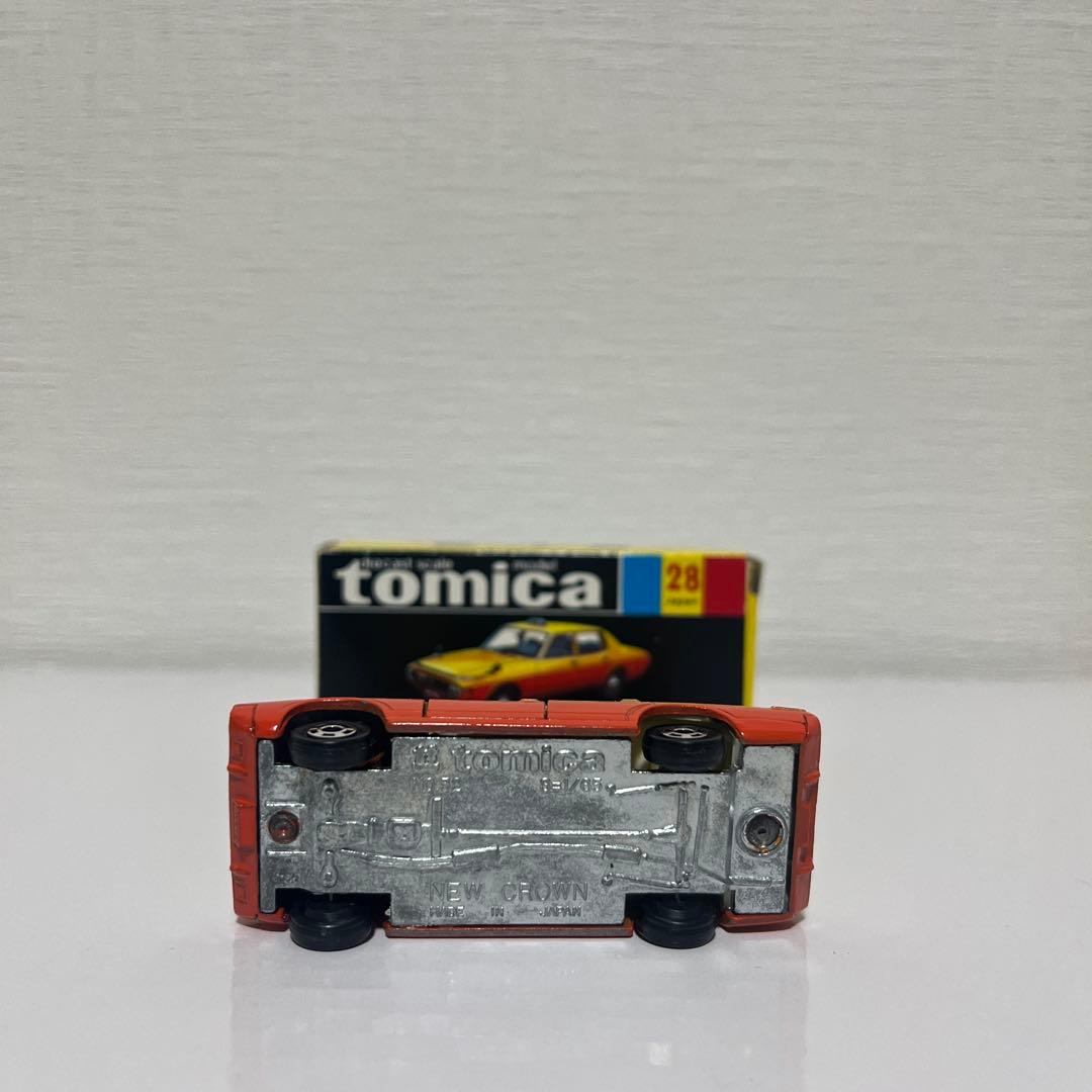 黒箱トミカ 28 トヨタ タクシー