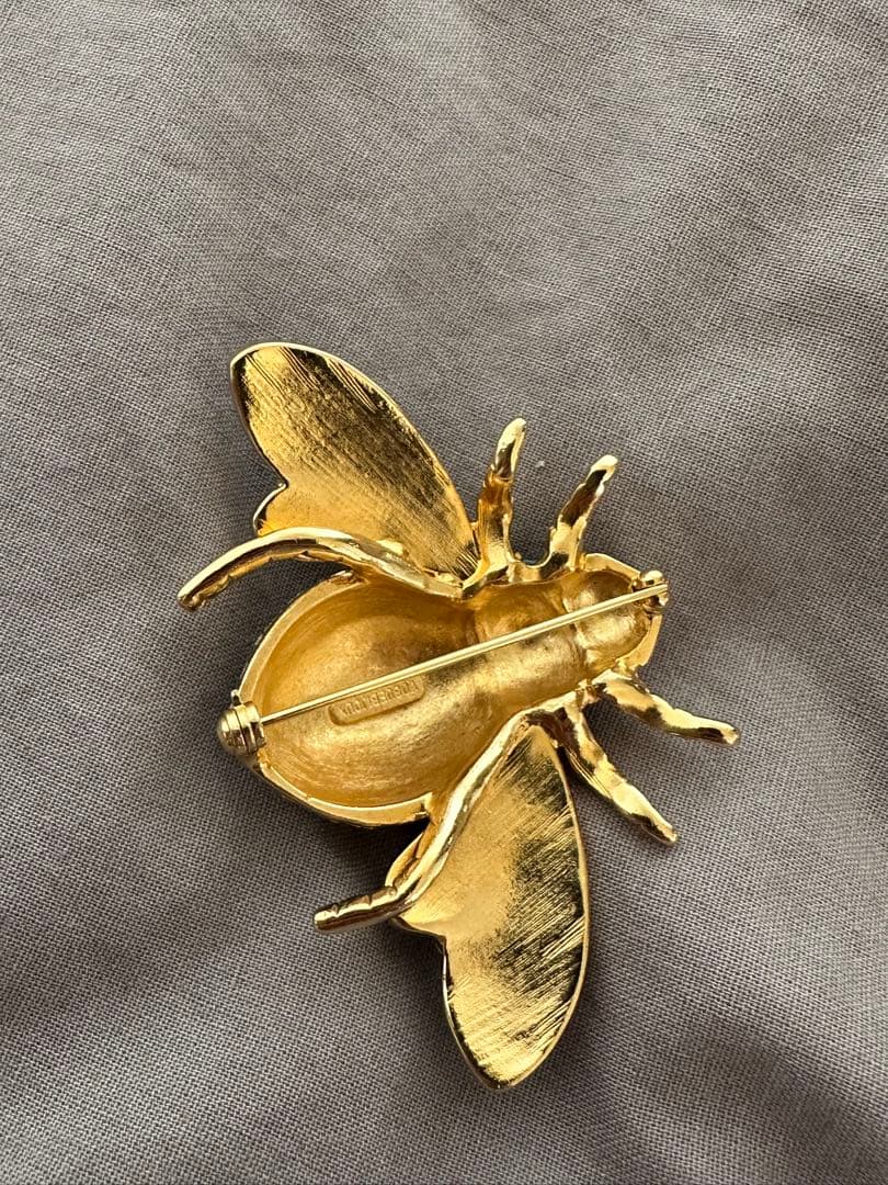 VOGUE BIJOUX 蜂モチーフ ブローチ 希少ヴィンテージ｜超希少！タグ付
