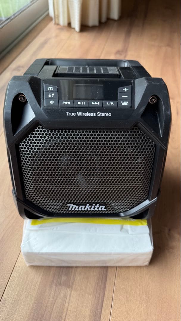Makita True Wireless Stereo ワイヤレススピーカー
